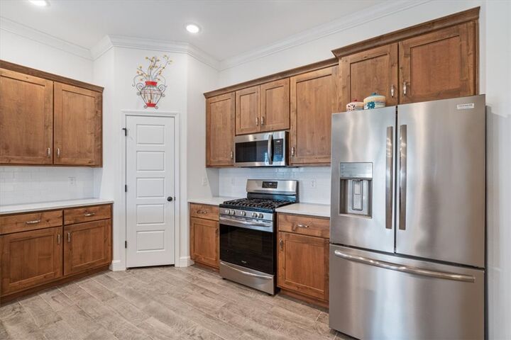 Property Photo: 406 NW 59th Avenue AR 72713