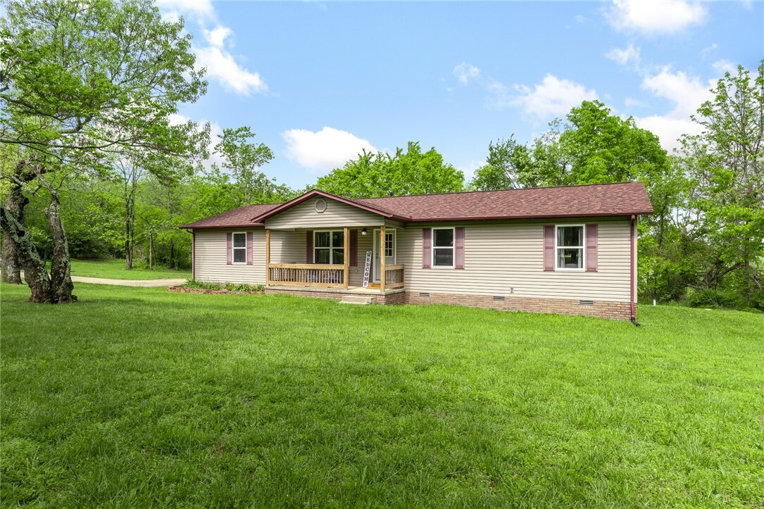 Property Photo: 7828 Orchard Point Road AR 72601