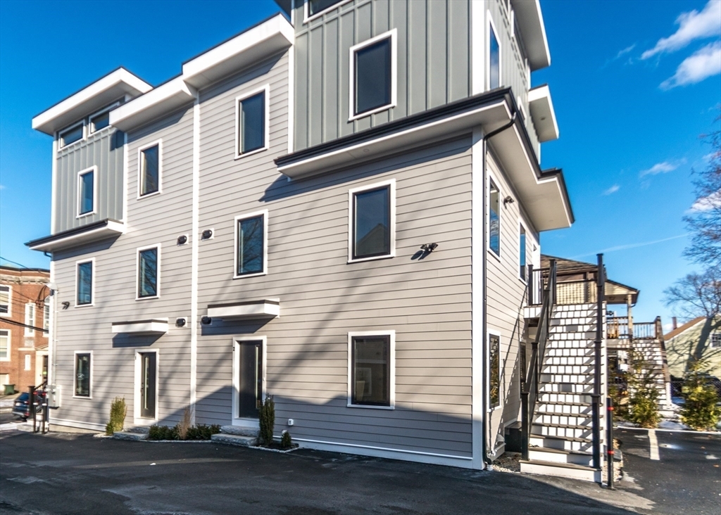 Property Photo: 15 Alder Street 2 MA 02453