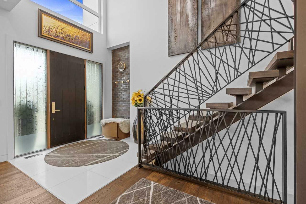 Property Photo: 5830 45 Avenue AB T4N 3M3