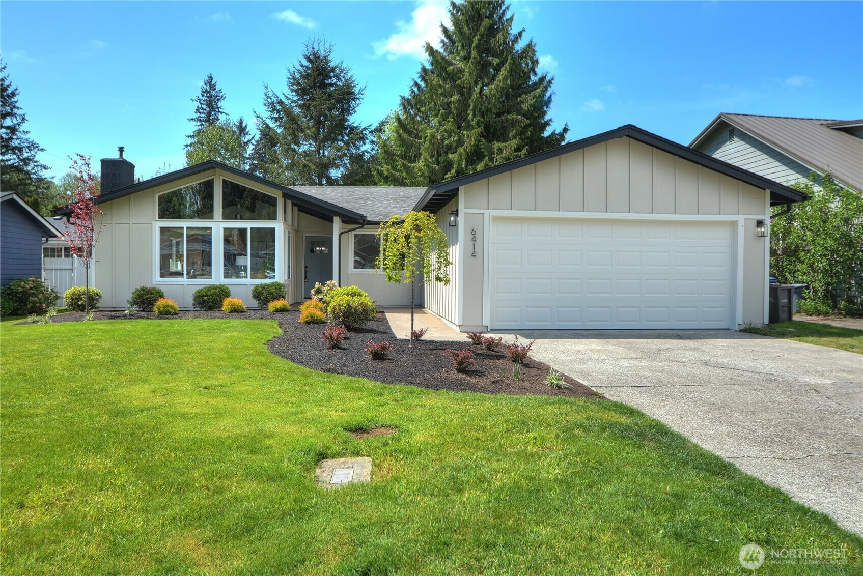 Property Photo: 6414 21st Drive NE WA 98271