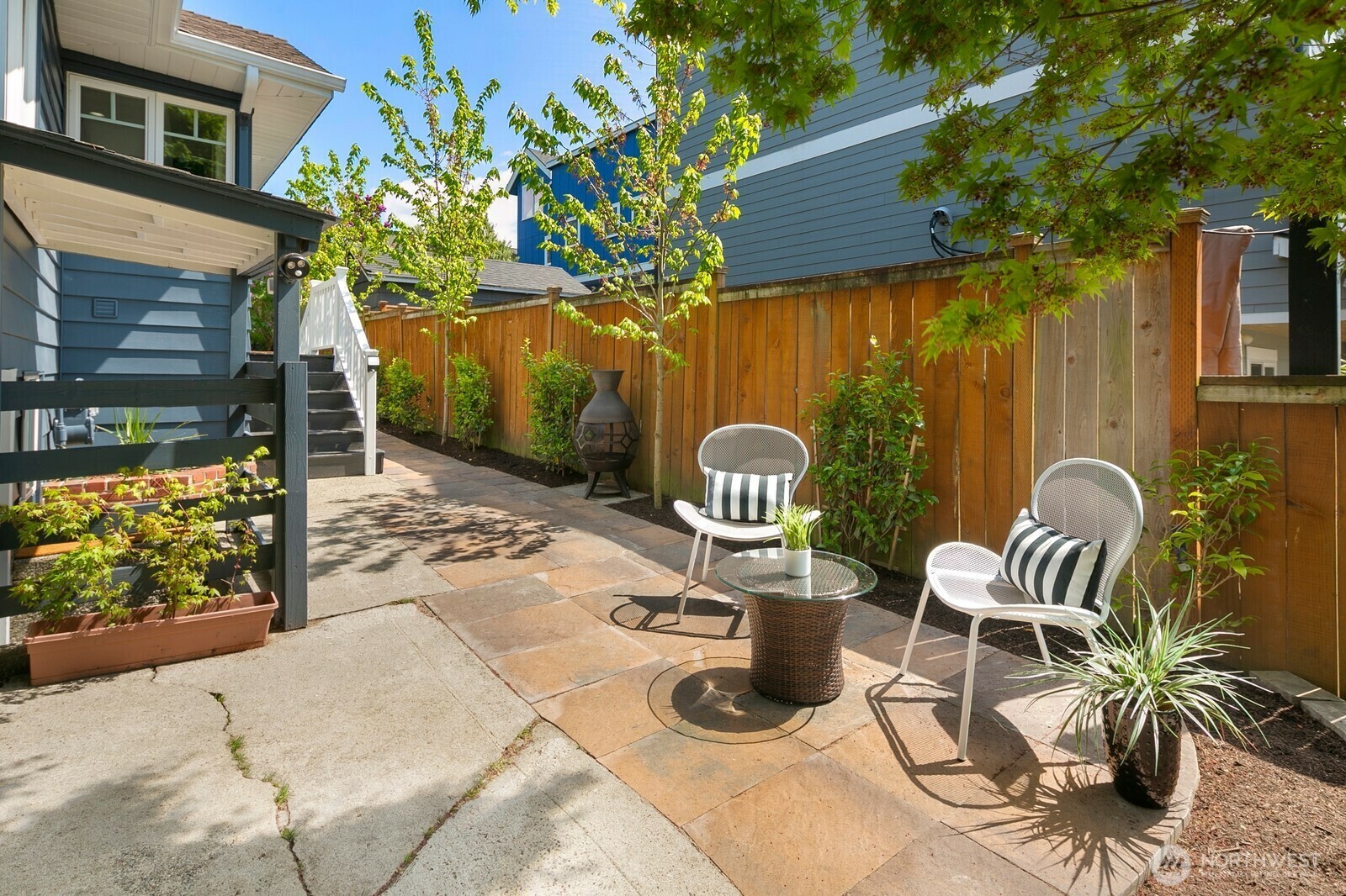 Property Photo: 8010 Burke Avenue N WA 98103