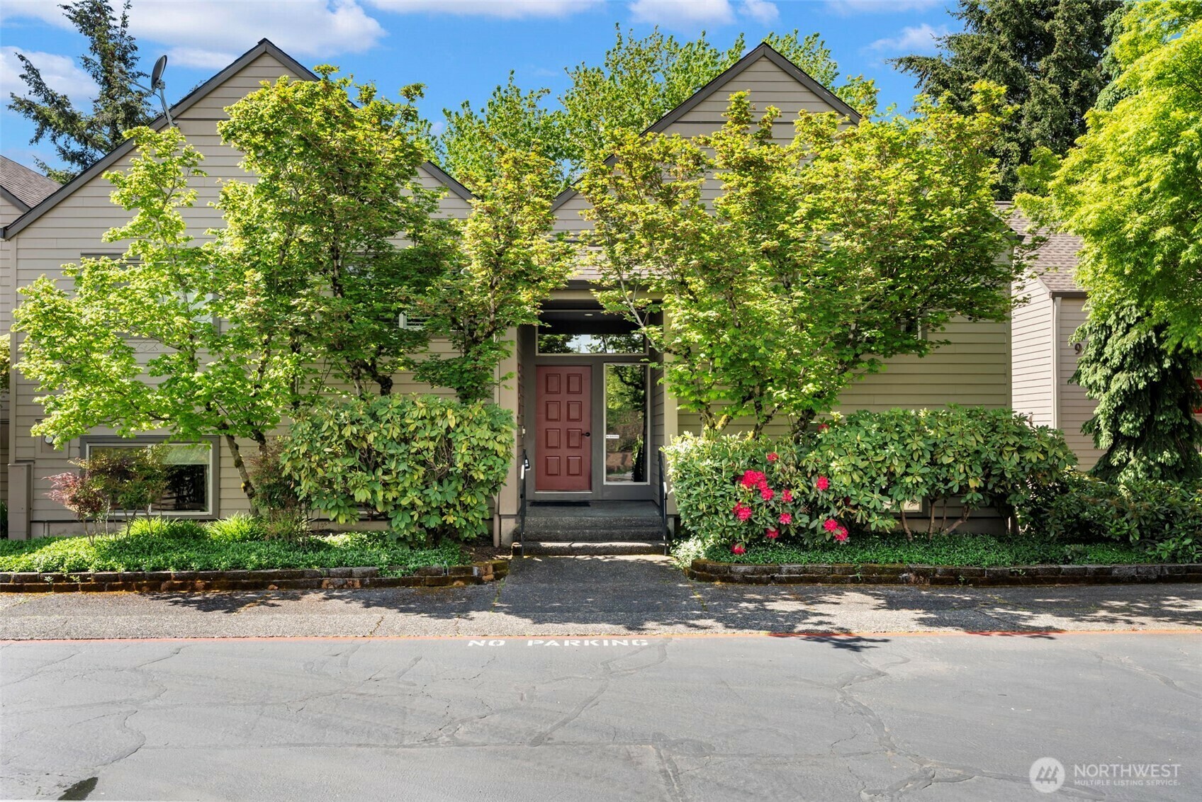 Property Photo: 2506 SE Baypoint Drive L45 WA 98683
