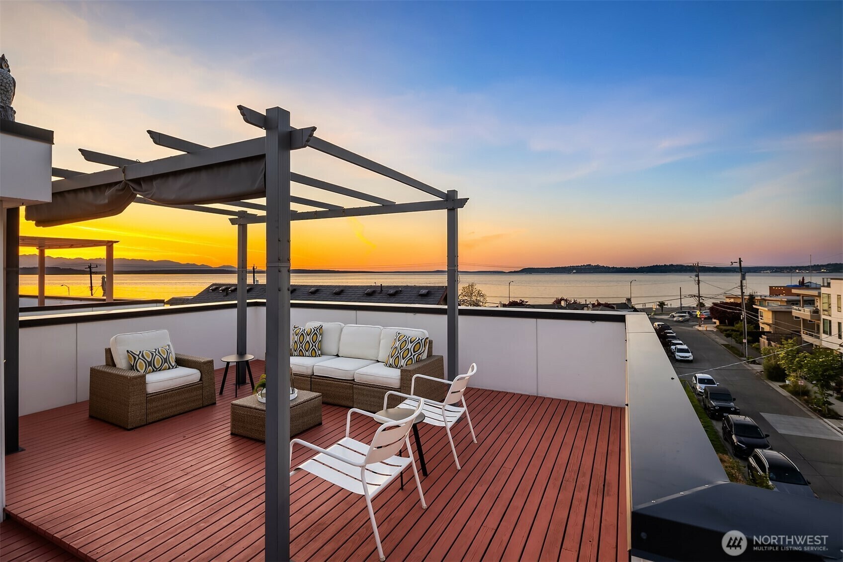 Property Photo: 2429 55th Avenue SW A WA 98116