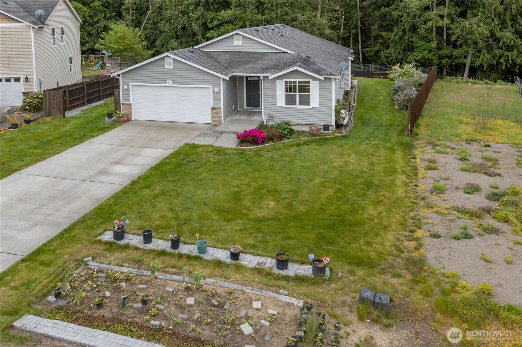 Property Photo: 121 George Leslie Drive WA 98365