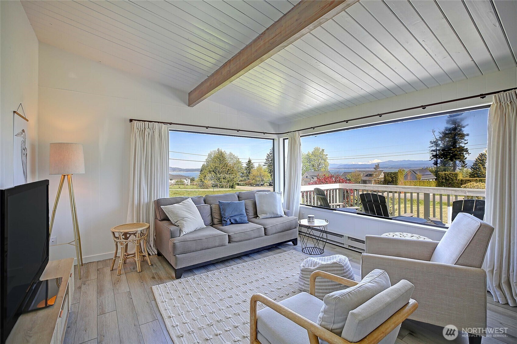 Property Photo: 1892 Cascade View Drive WA 98282