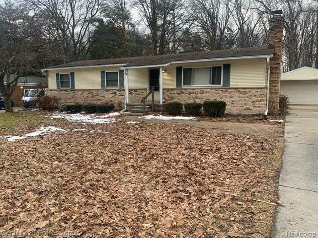 Property Photo: 560 Sylvanwood Drive MI 48085