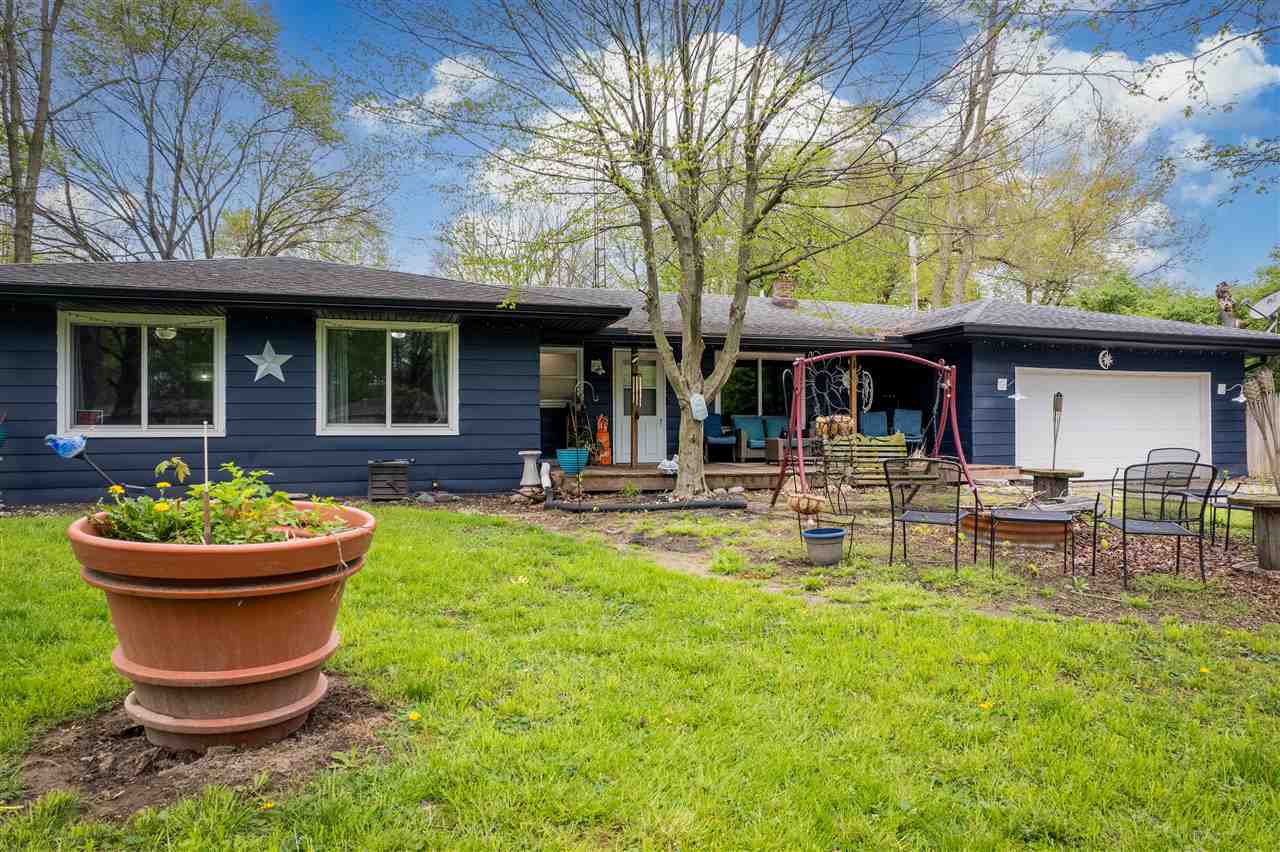 Property Photo: 1528 Linda Lane IN 47374