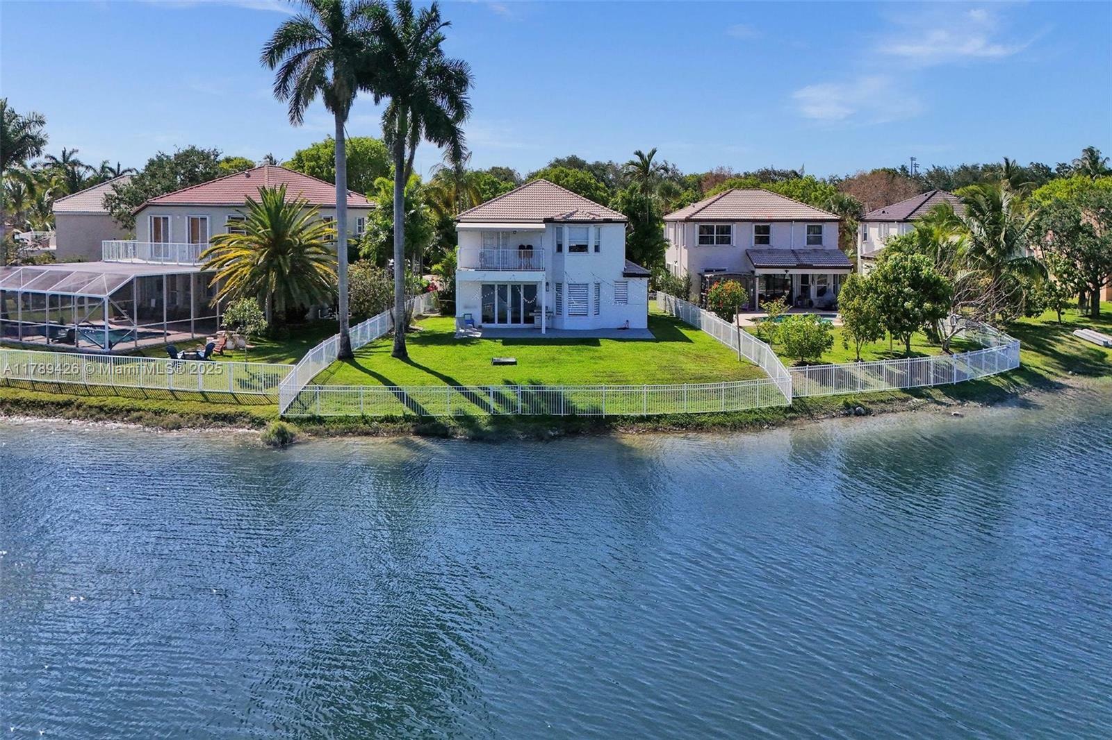 Property Photo: 16880 SW 49th Ct FL 33027