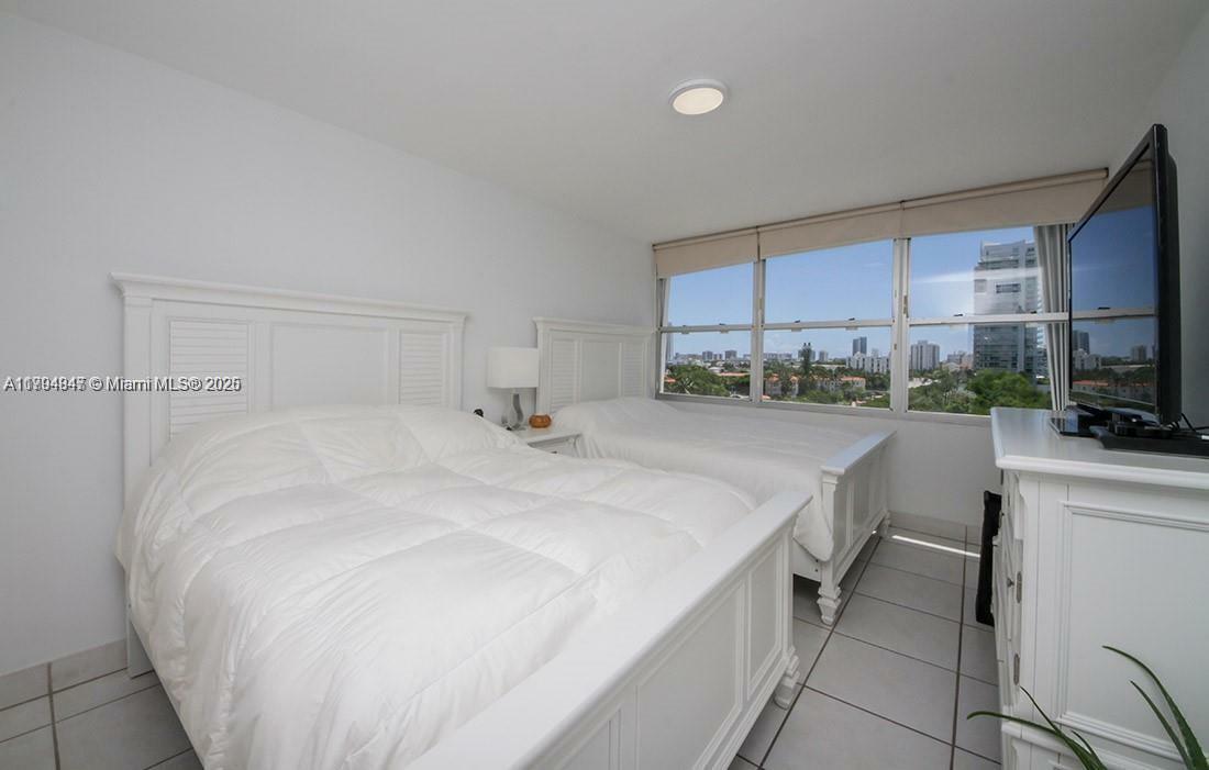 Property Photo: 3 Island Ave 07B FL 33139