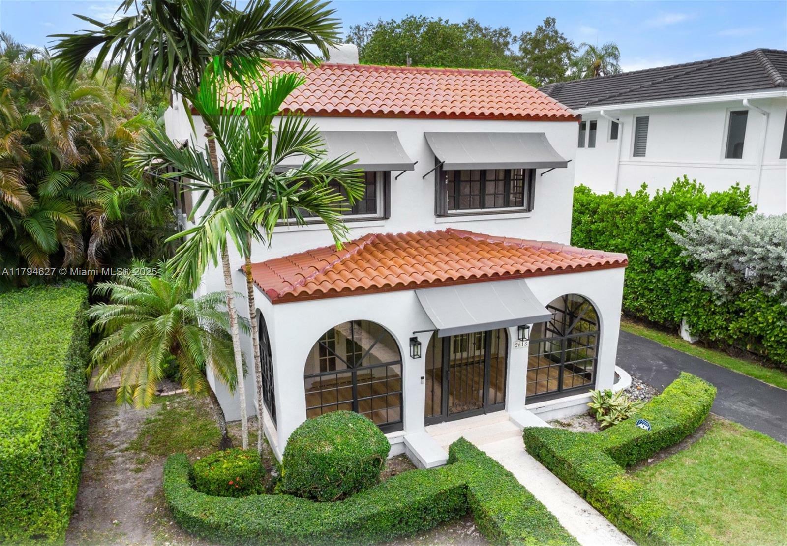 Property Photo: 2618 Alhambra Circle FL 33134
