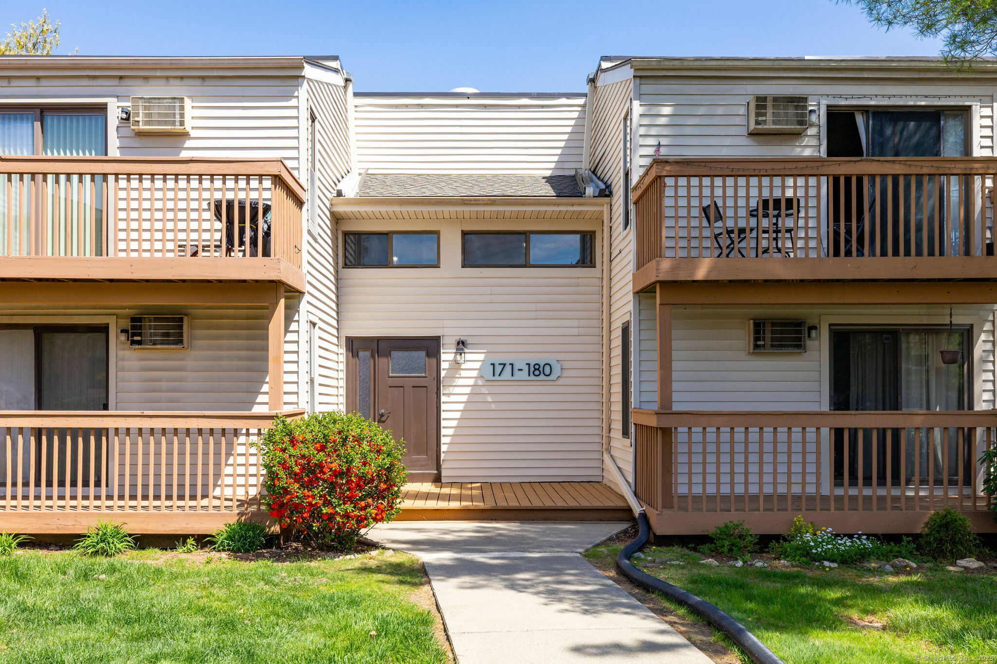 Property Photo: 172 Woodland Drive 172 CT 06416