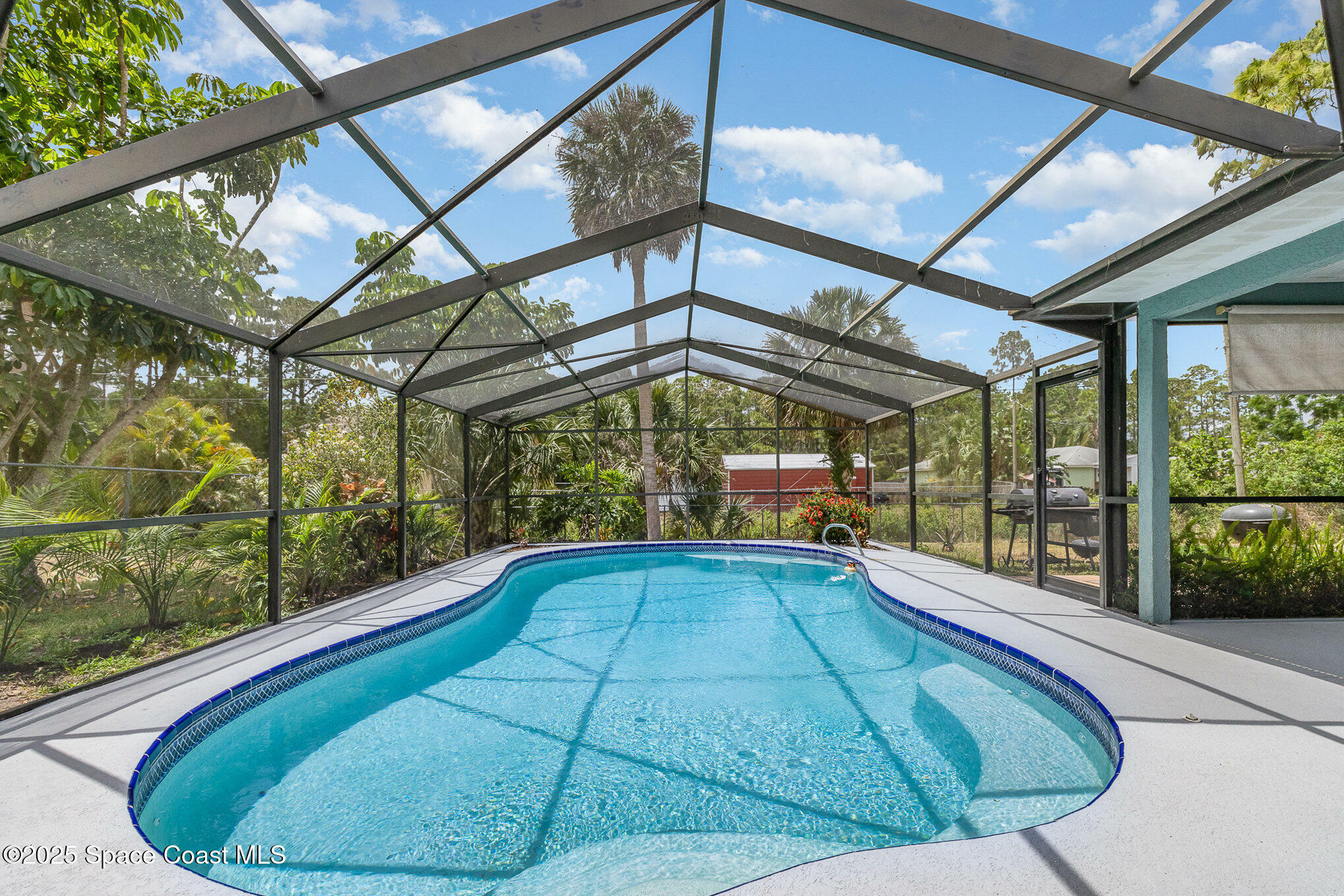 Property Photo: 1318 Camas Avenue NW FL 32907