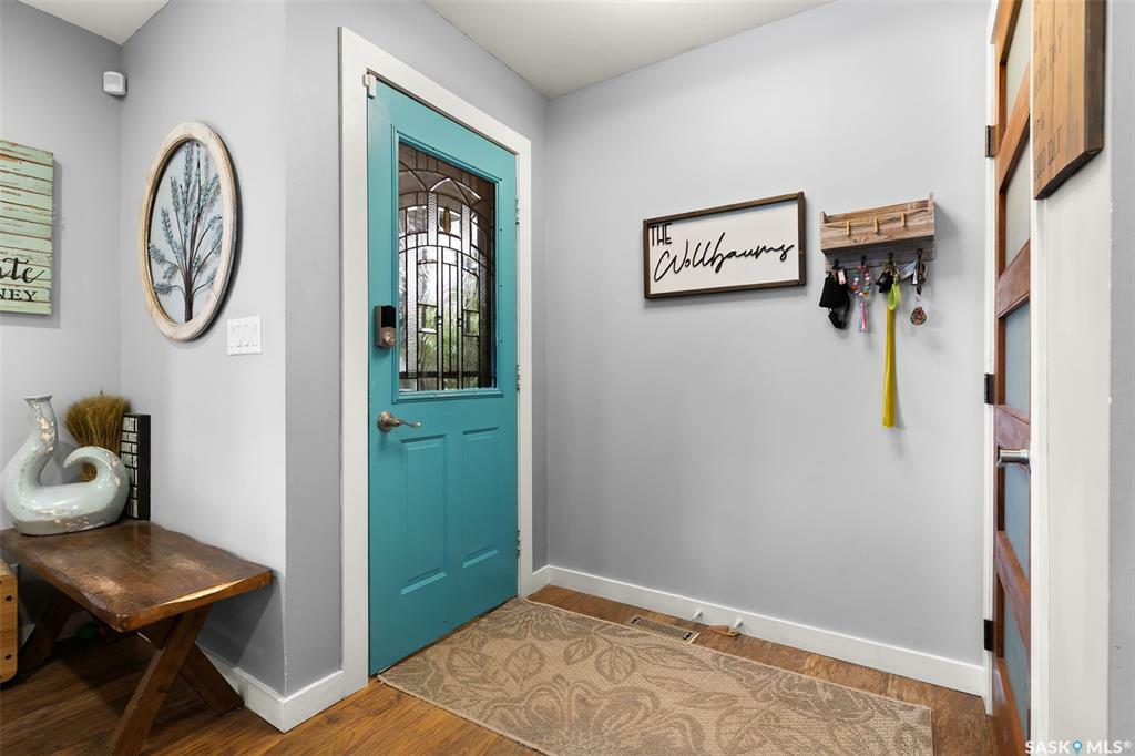 Property Photo: 120 Connaught Crescent SK S4T 6M9