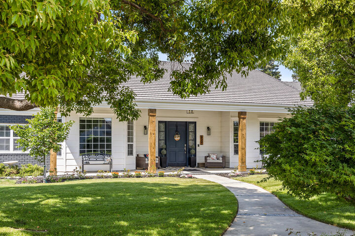 Property Photo:  5502 W Nicholas Court  CA 93291 