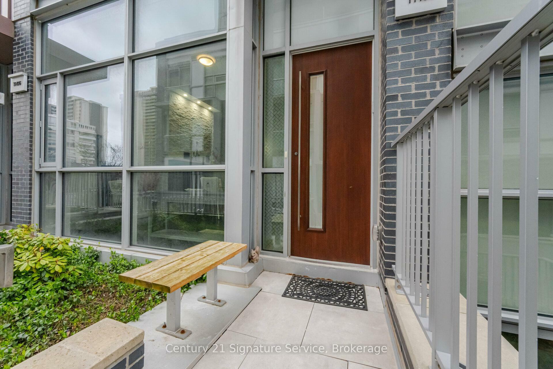 Property Photo: 101 Erskine Avenue Th05 ON M4P 0C5
