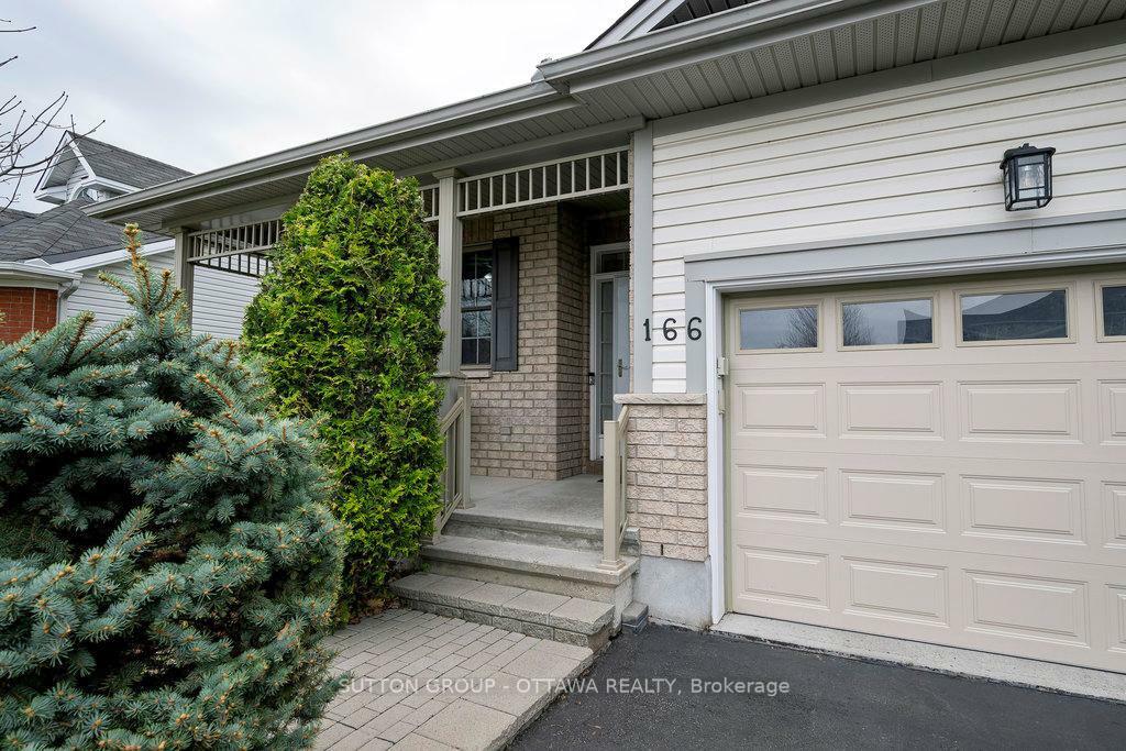 Property Photo: 166 Hartsmere Drive ON K2S 2H4
