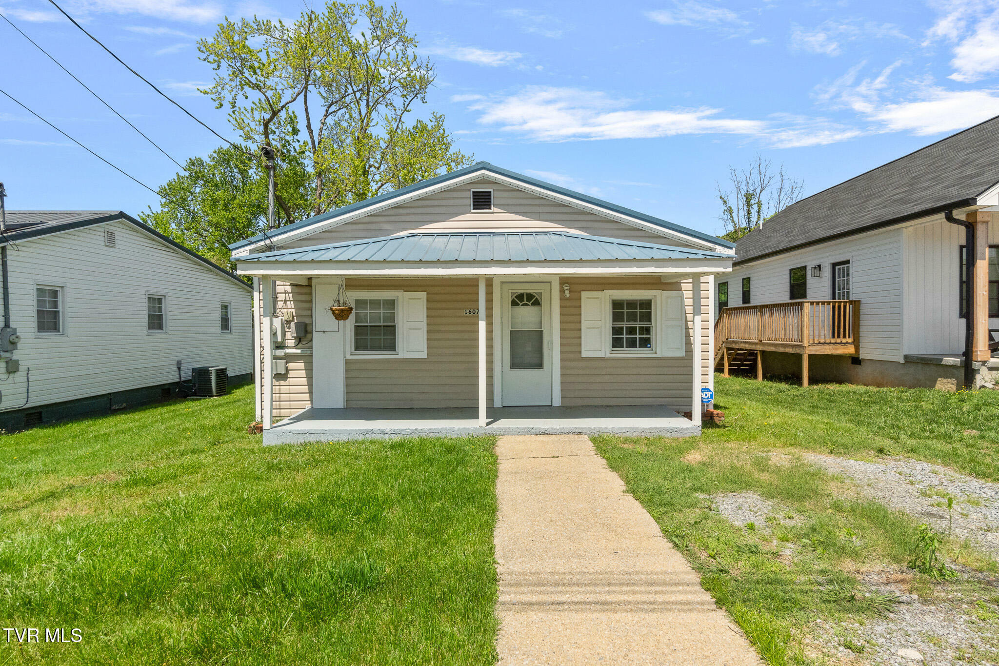 Property Photo: 1607 E. Millard Street TN 37601