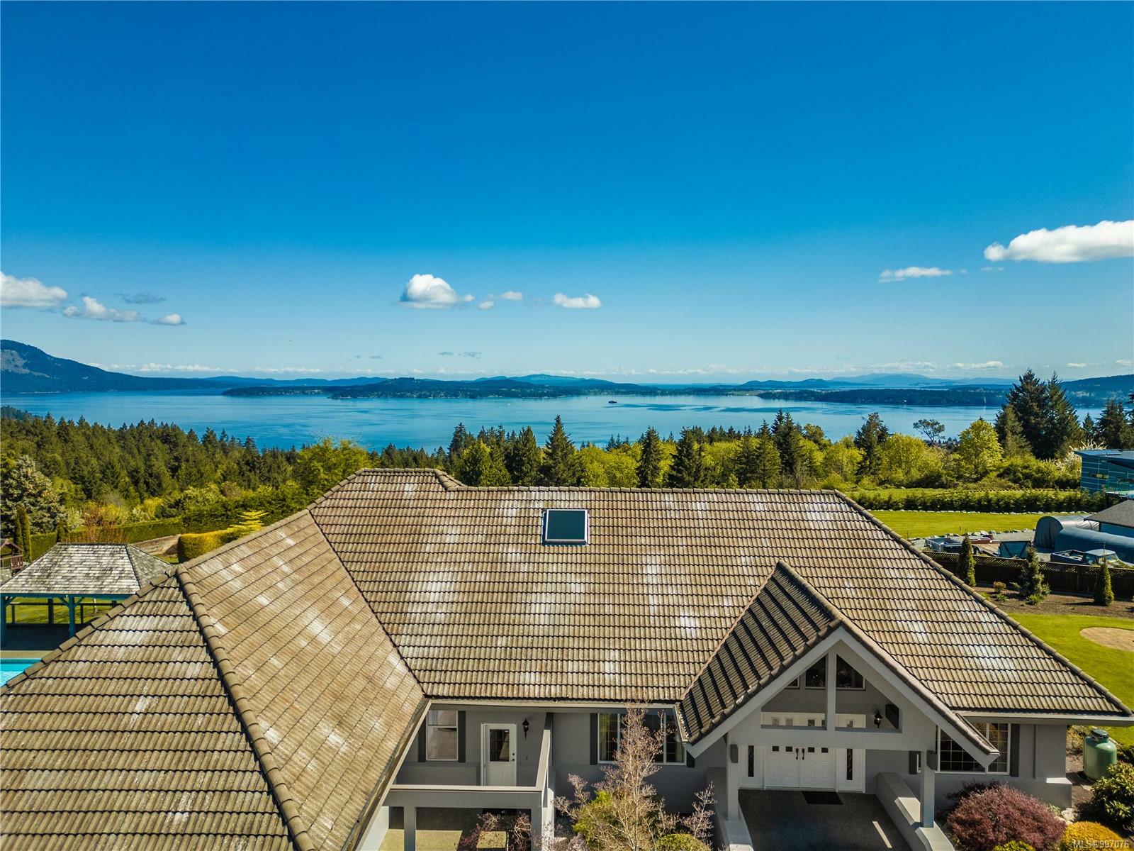 Property Photo: 2321 Boulding Rd BC V0R 2P0