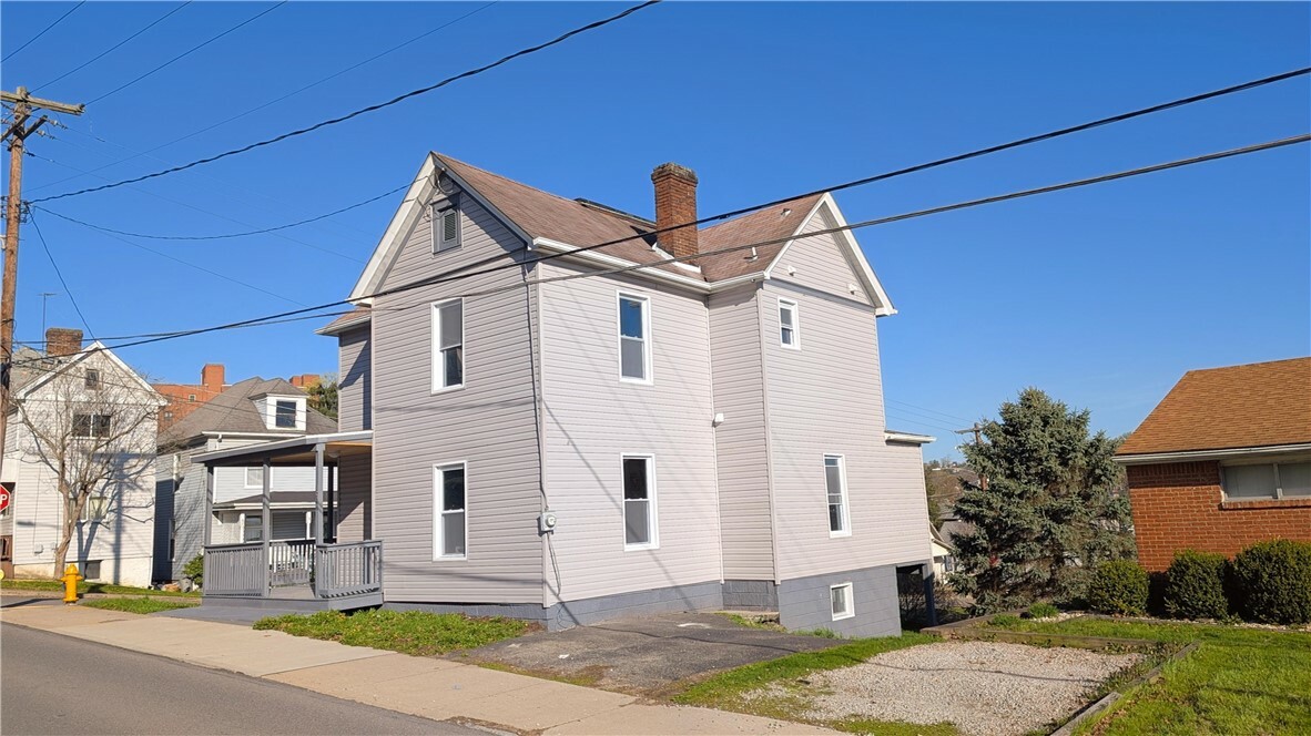 Property Photo: 122 Elm St PA 15317