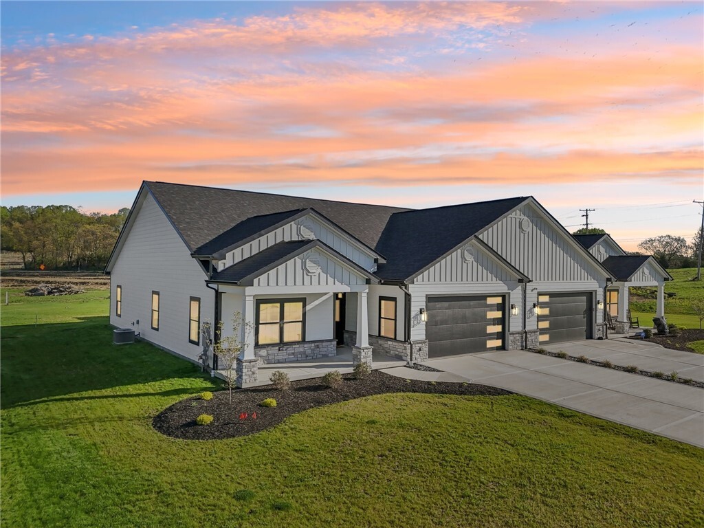 Property Photo:  1171 Valley-Club Dr.  PA 15642 