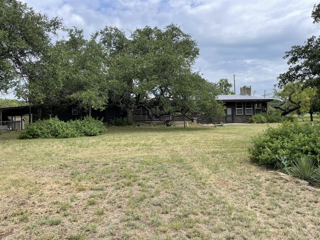 Property Photo:  401 County Road 128  TX 78611 