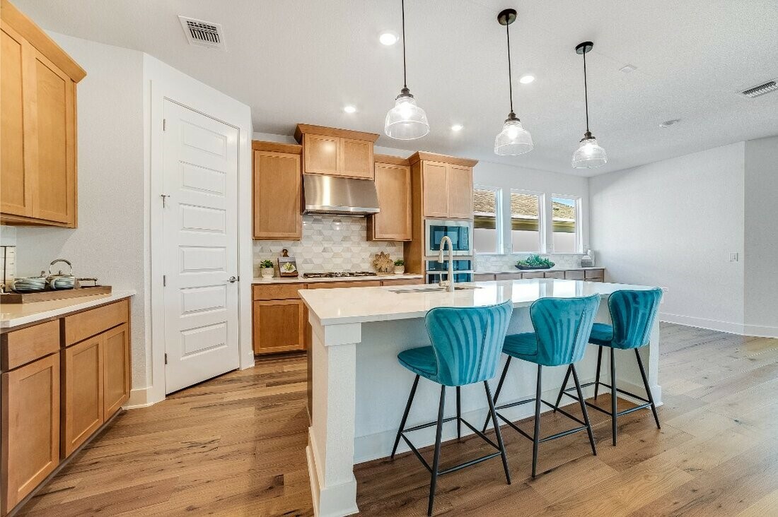 Property Photo: 9413 Flatbush Drive TX 78744