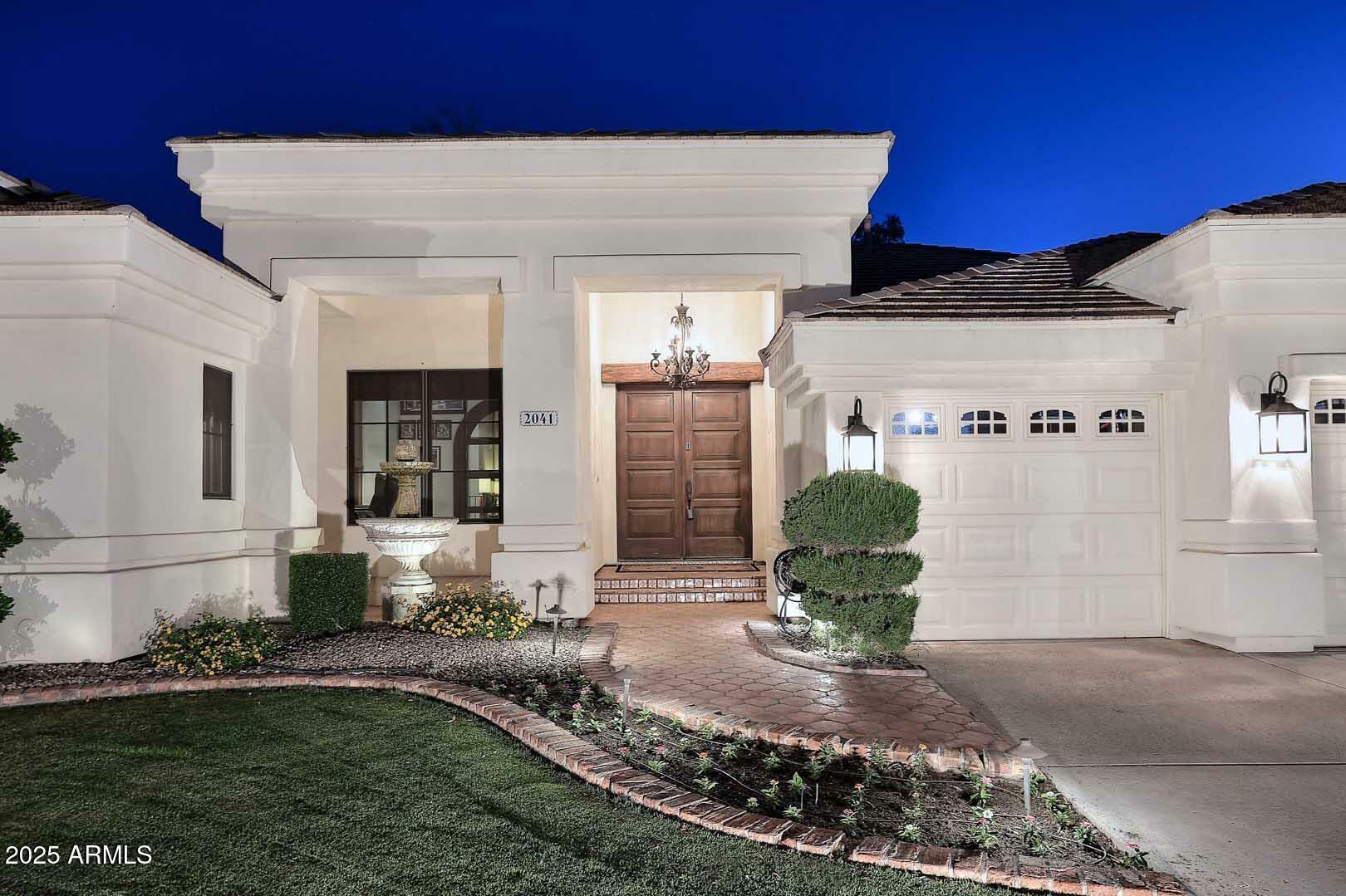 Property Photo: 2041 W Hemlock Way AZ 85248