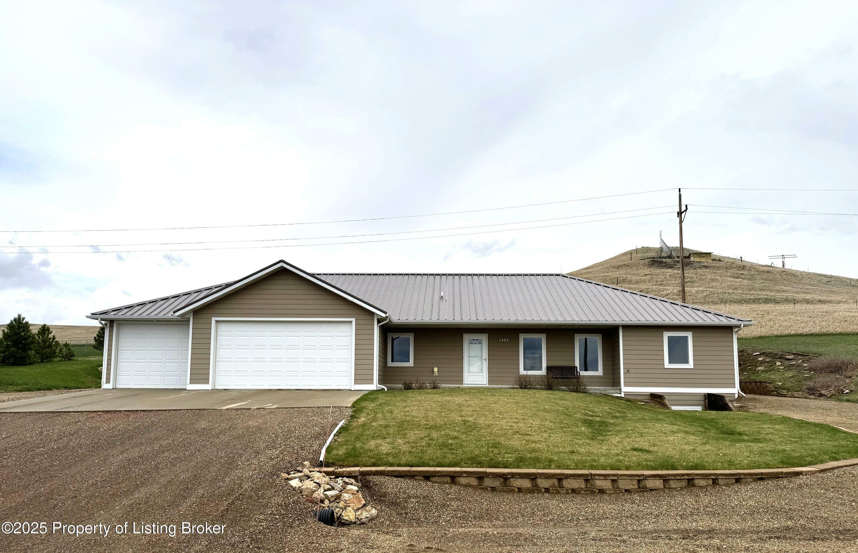 Property Photo: 1002 6th Street N ND 58639
