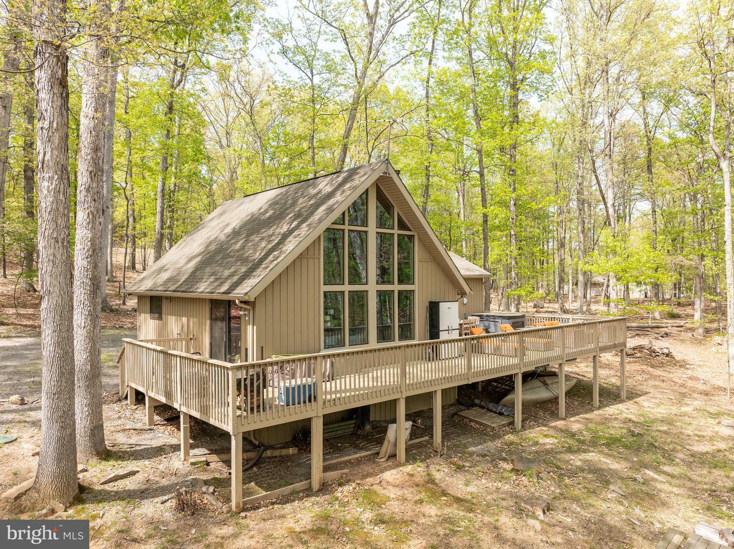 Property Photo: 103 Onondaga WV 25427