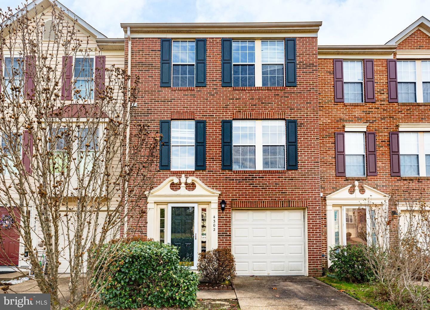 Property Photo: 4302 Cider Barrel Court VA 22408