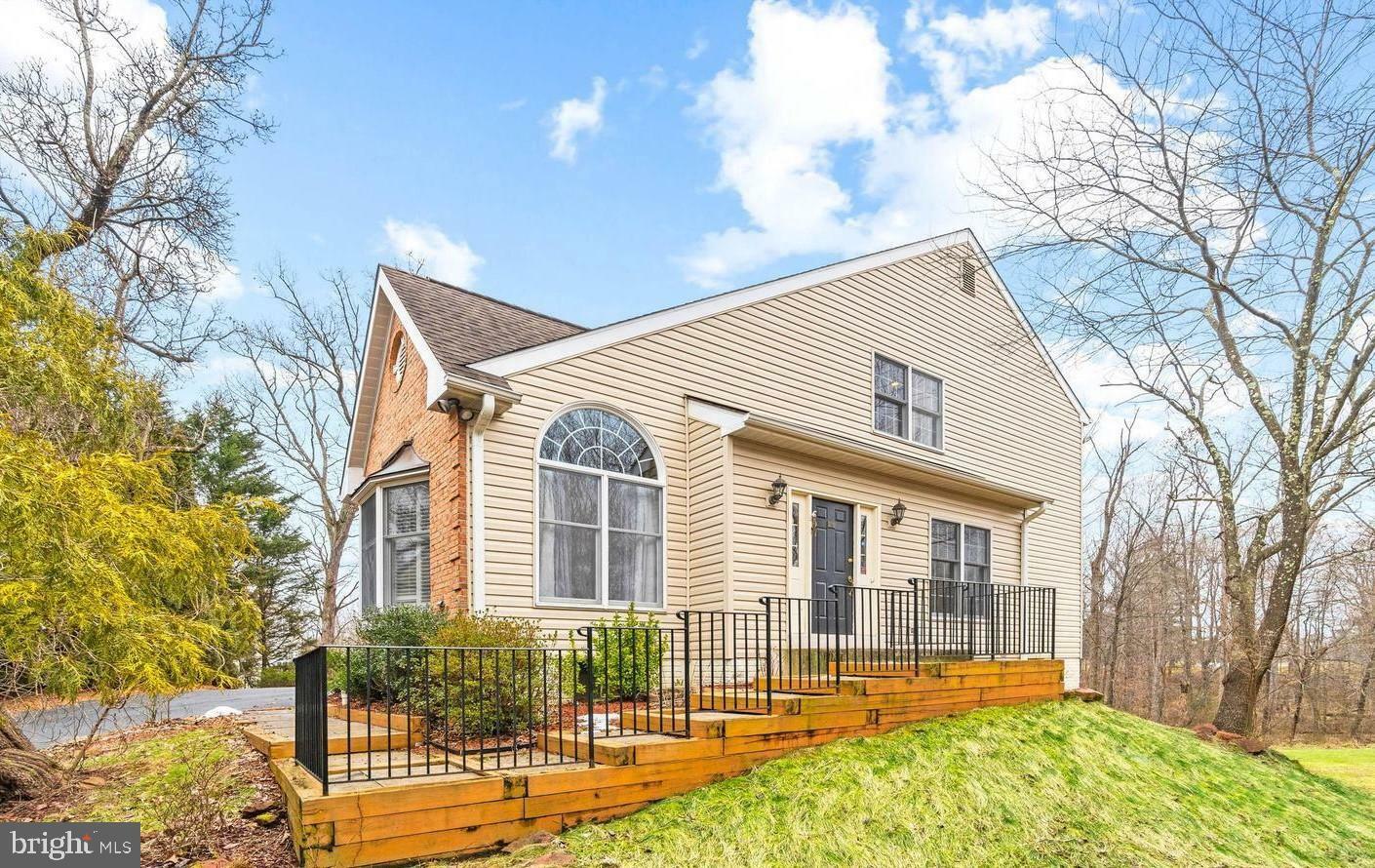 Property Photo: 12925 Wheatland Road VA 22033