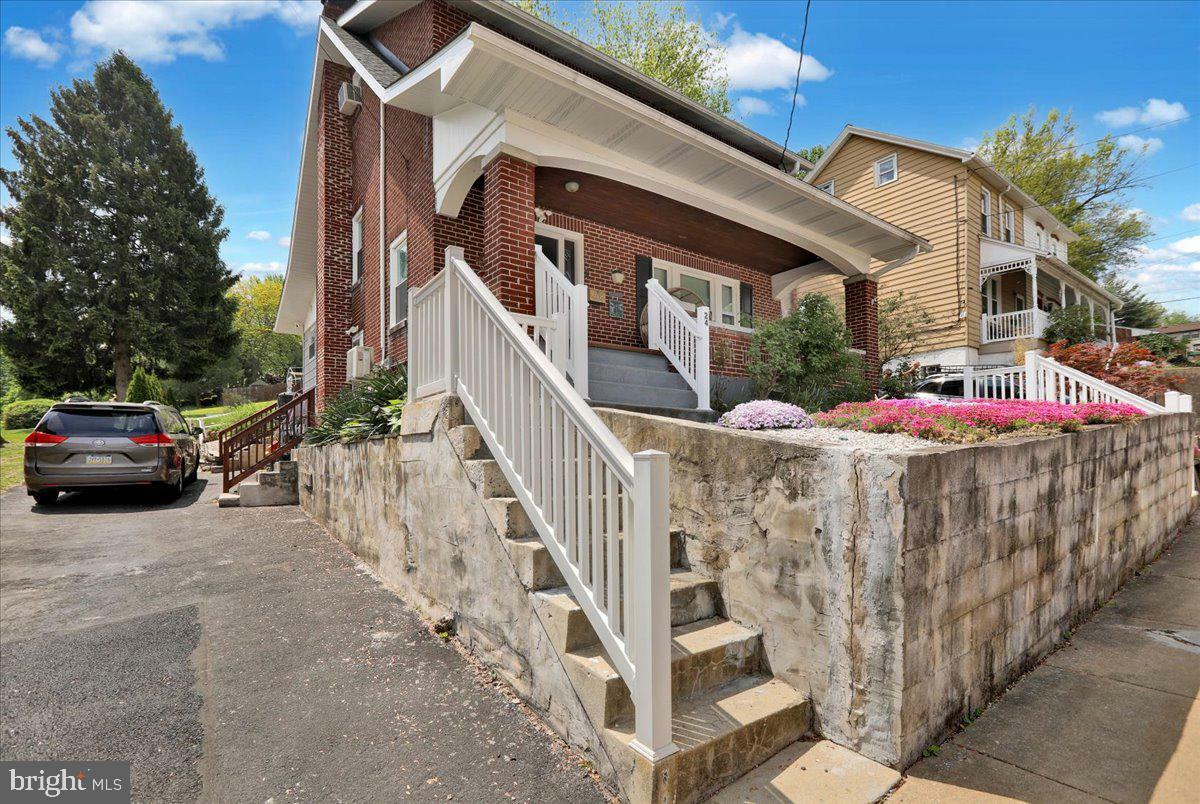 Property Photo: 24 Walnut Street PA 19540
