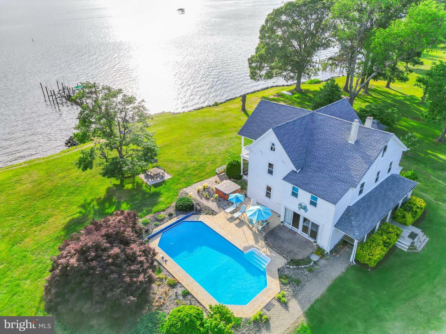 Property Photo: 5365 Buena Vista Road MD 20678