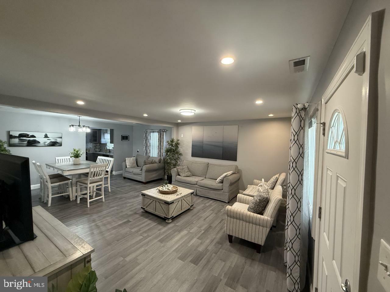 Property Photo: 1006 Sanibel Street PA 19116