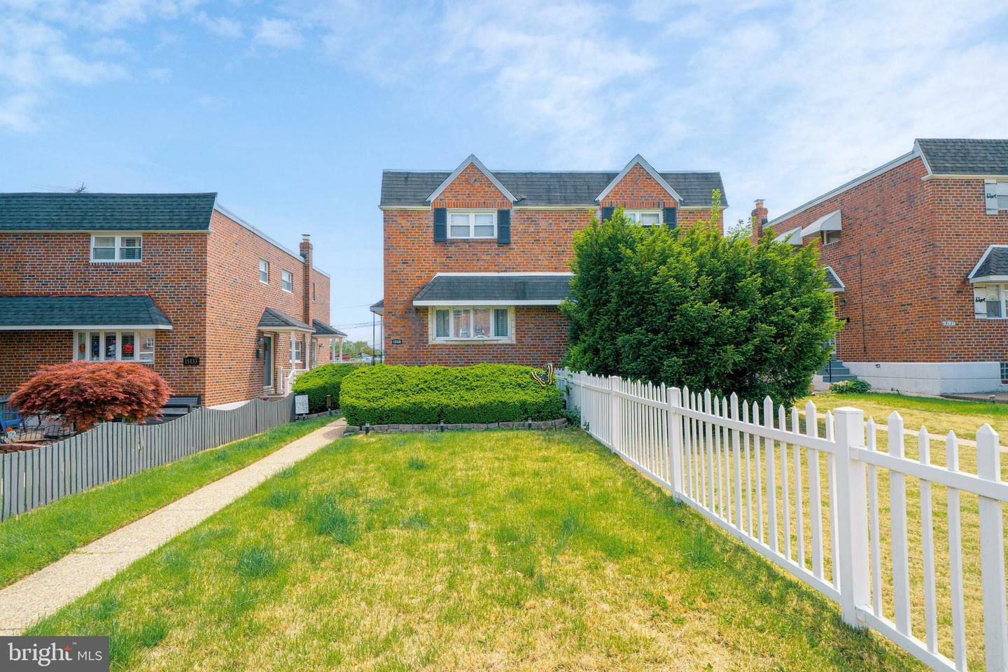 Property Photo: 15131 Endicott Street PA 19116