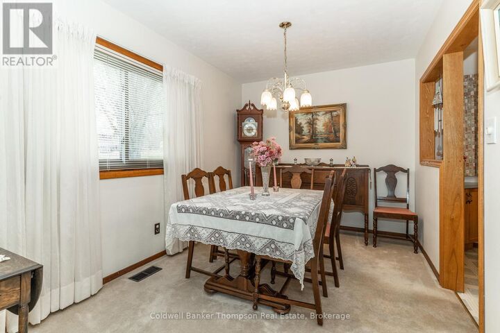 Property Photo:  3 Meadow Park Drive  ON P1H 1G2 