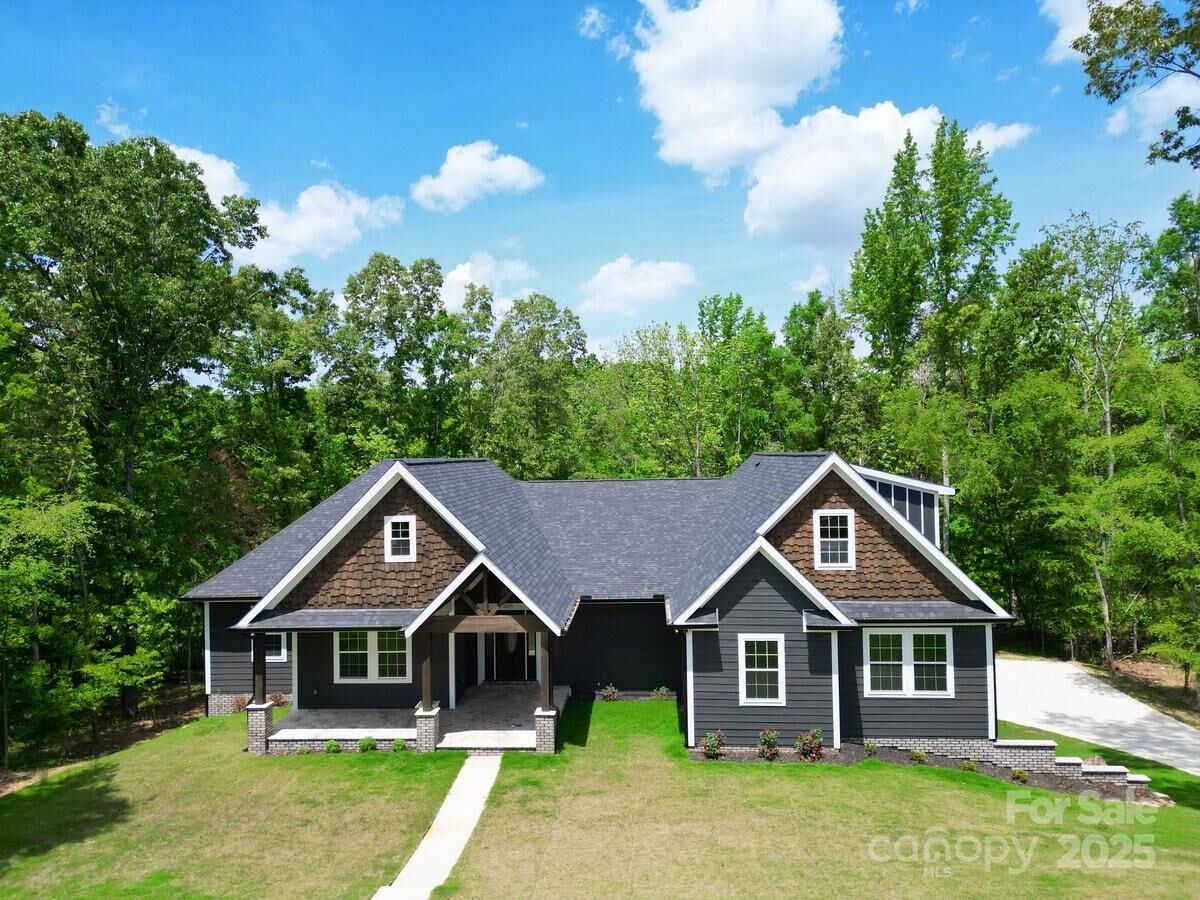 Property Photo:  2694 Woodcrest Drive SW  NC 28027 