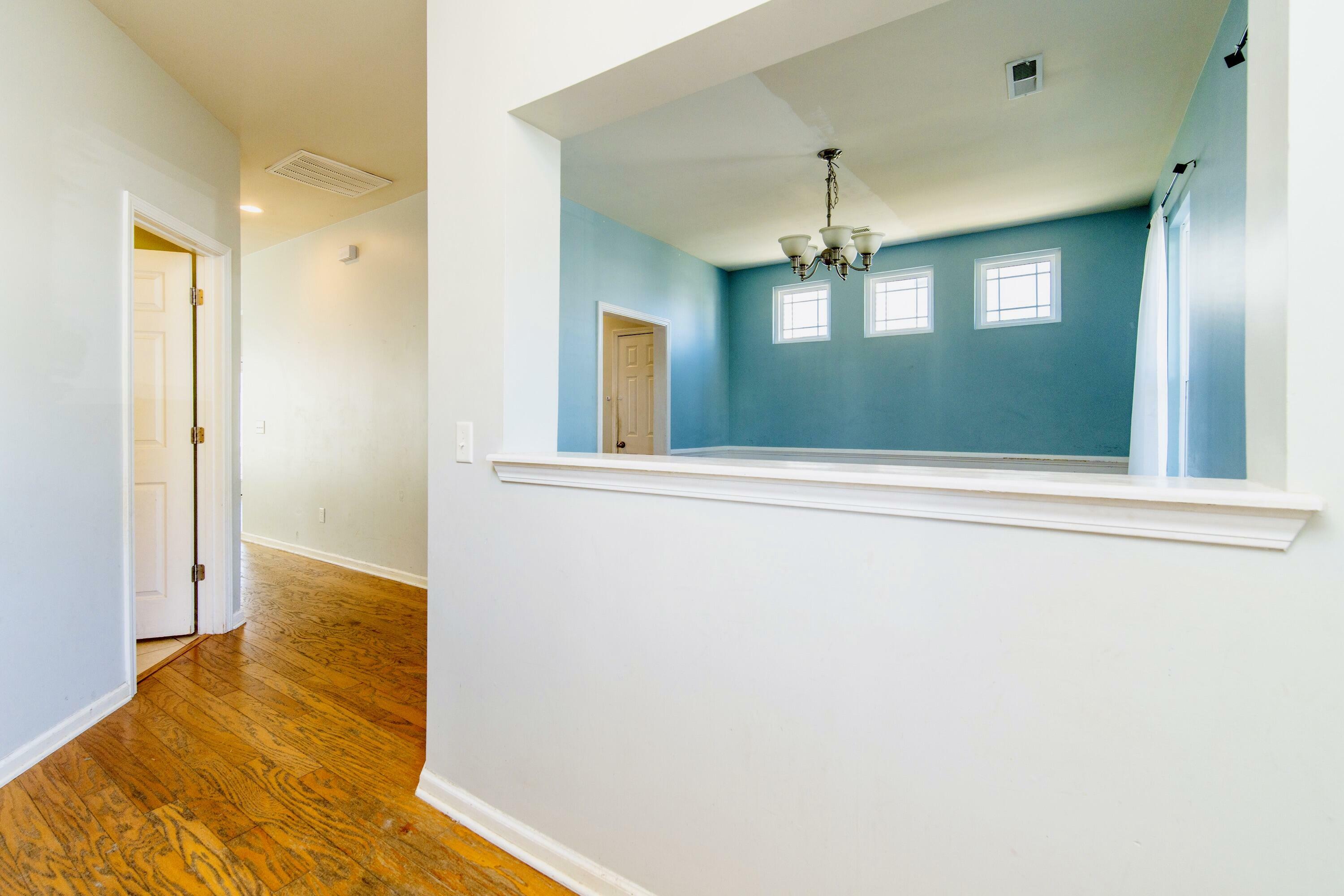 Property Photo: 309 Peters Creek Drive SC 29486