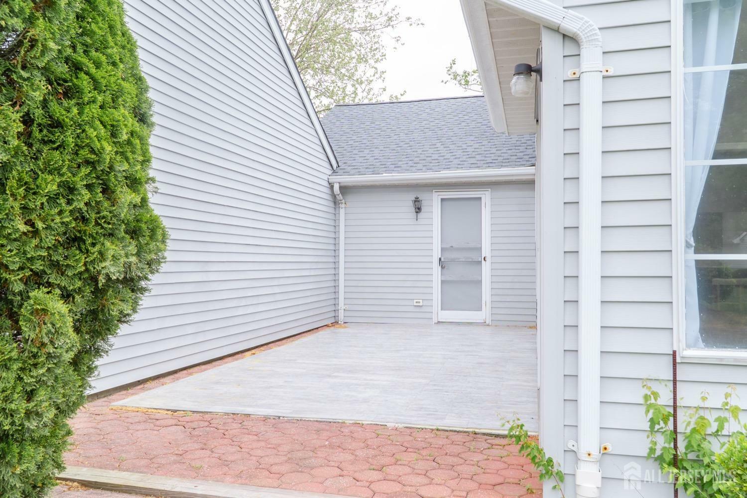 646-B Nutley Drive  Monroe NJ 08831 photo