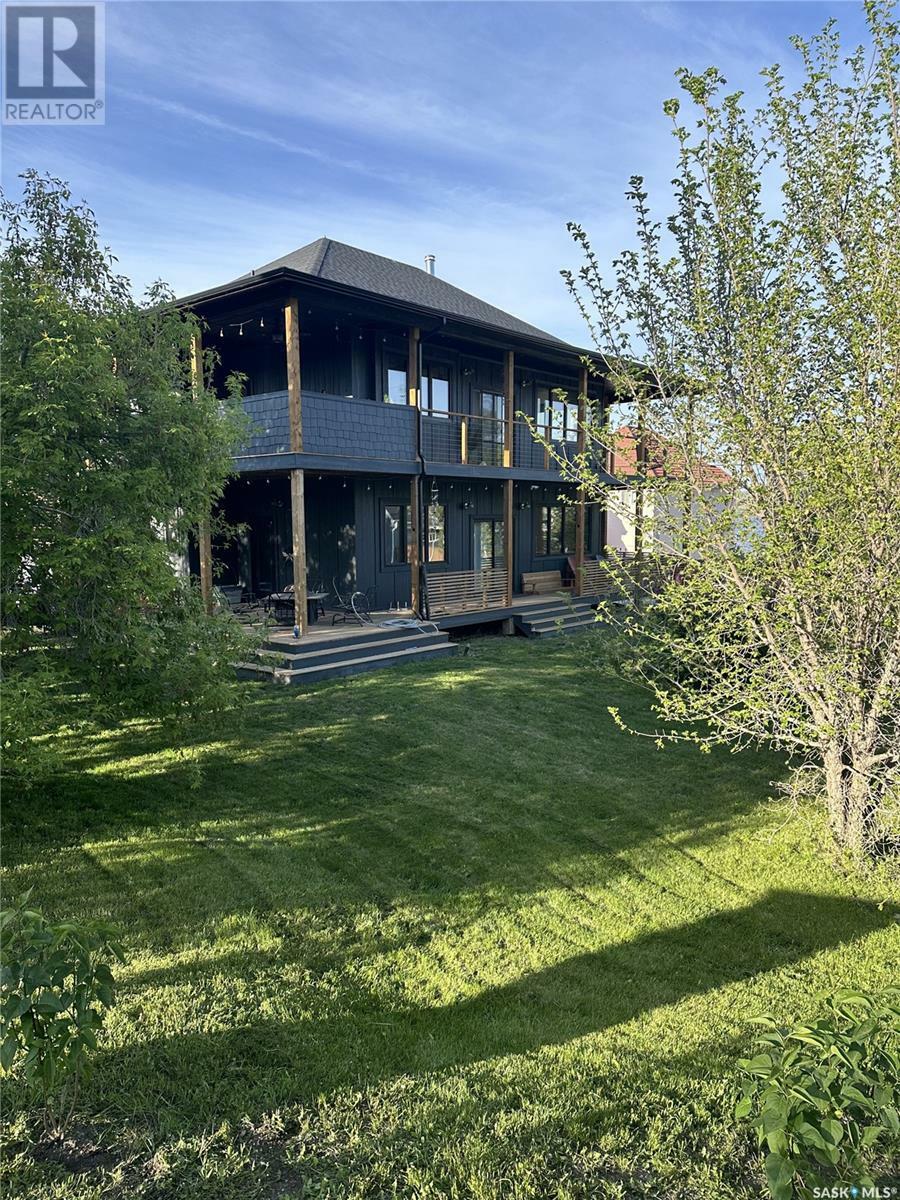 Property Photo: 98 Grove Street SK S0G 1S0