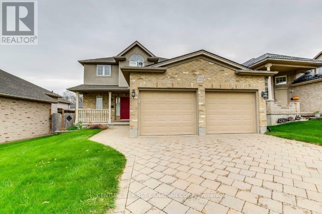 Property Photo: 1578 Birchwood Drive ON N6K 4X3