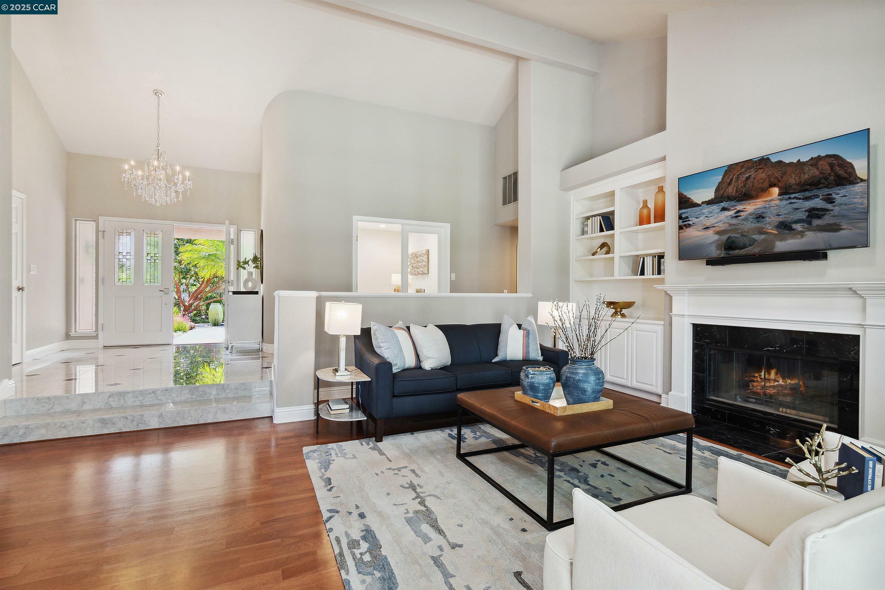 Property Photo: 665 Monaco Ct CA 94598