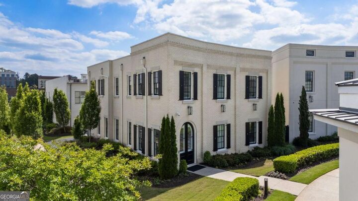 Property Photo: 316 S Esplanade GA 30009