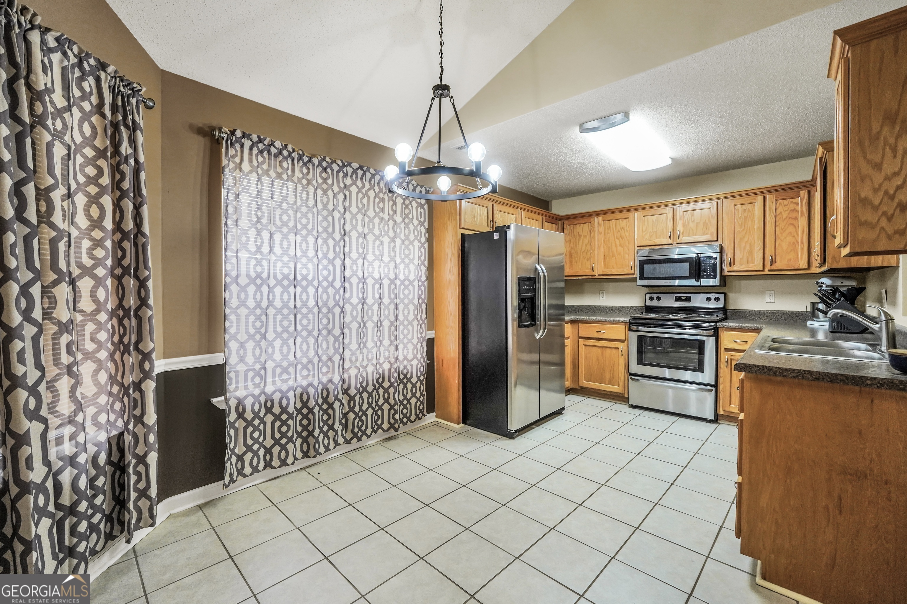 Property Photo: 502 Gallantry Trail GA 30252