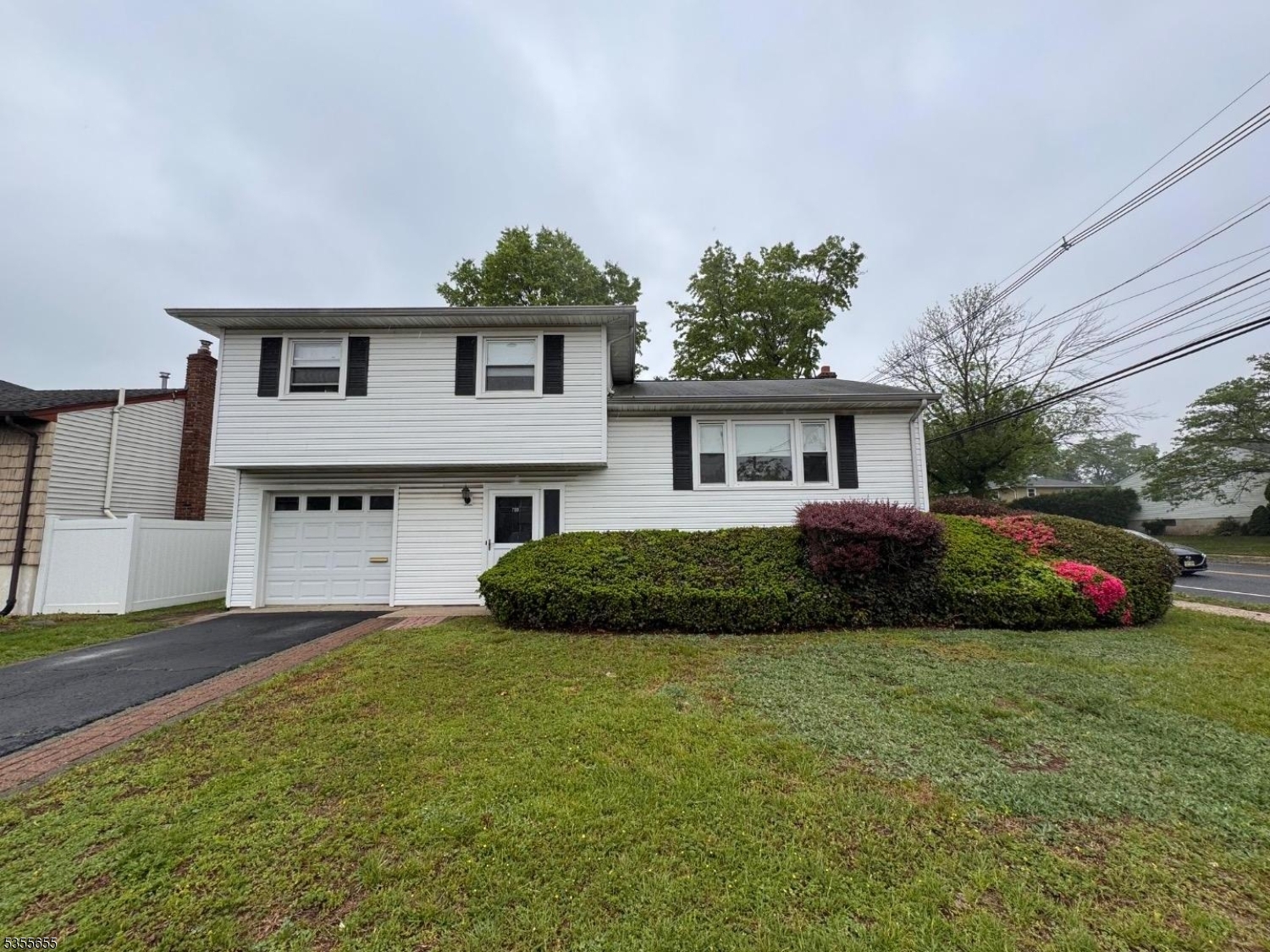 Property Photo: 700 Haven Pl NJ 07036