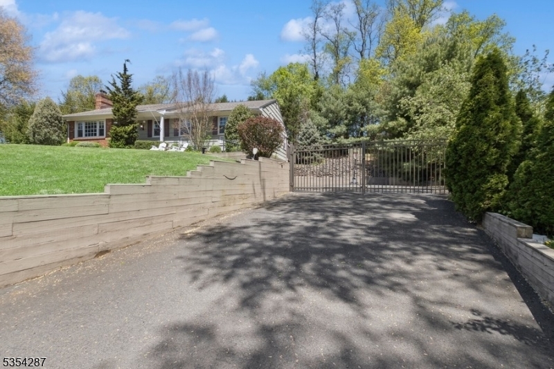 Property Photo: 310 Springfield Ave NJ 07090