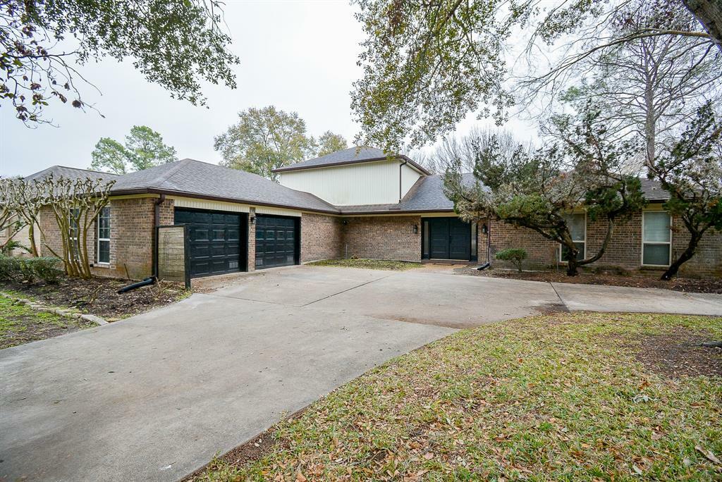 Property Photo: 2103 Winged Foot Drive TX 77459