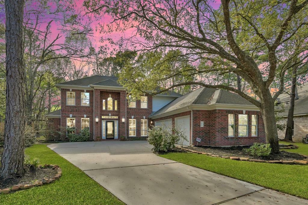 83 Pleasant Bend  The Woodlands TX 77382 photo