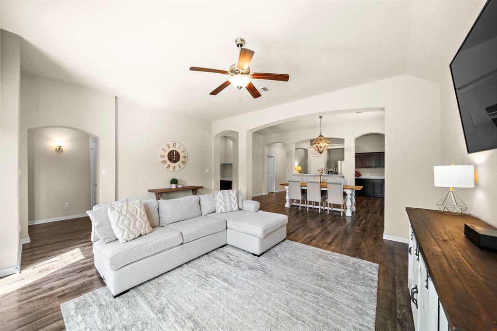 Property Photo: 1074 Pleasant Bend TX 77301
